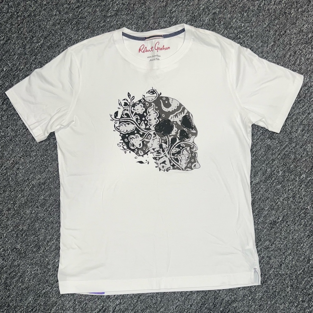 Robert Graham Skull Graphic T-shirt. Men’s Large (L). NWOT.